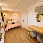 Daire Casa Soma - Sea View Terrace, 5 Min To Monaco *